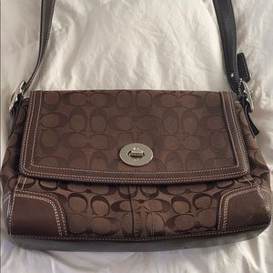 Vintage Coach shoulder bag
